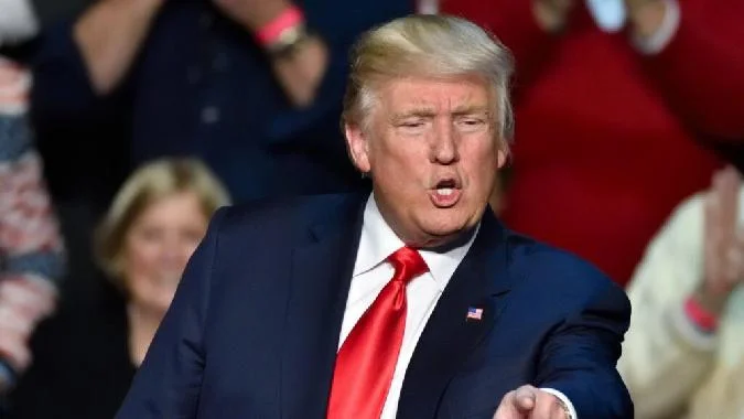 Трамп говорит, что правительство не должно продавать биткоин: Криптовалюты подобны искусственному интеллекту, и если мы его не создадим, это сделает Китай. Usdc