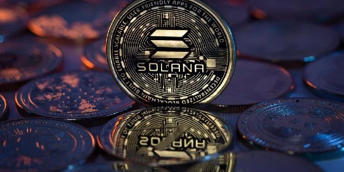Die US-Börsenaufsichtsbehörde genehmigte am Donnerstag einen Antrag zur Schaffung eines Spot-Solanium-ETFs und signalisierte damit, dass sich der Rahmen der Kommission für Kryptowährungsprodukte bald ändern könnte. . Solana