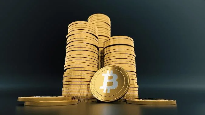 Kripto para birimlerindeki son satışlar Raul Palın güvenini sarsmadı, aksine daha da güçlendirdi. Real Visionın kurucusu, kısa vadeli piyasa kaosunun daha önemli bir anlatıyı gizlediğine inanıyor: dijital bir finansal geleceğe doğru amansız, devam eden bir değişim. . Bitcoin