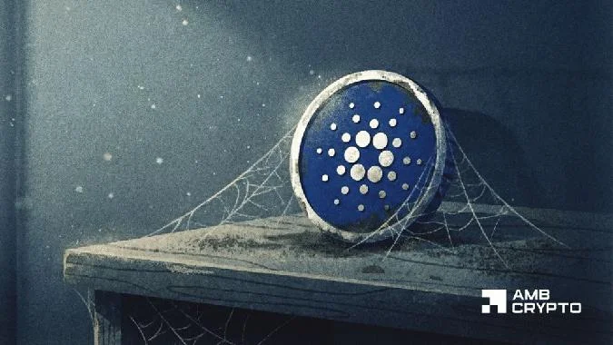 В своей публикации на площадке X, Santiment осветил причины, по которым Cardano демонстрирует признаки самого низкого уровня. 365-дневный MVRV зафиксирован на отметке -43% , что указывает на глубокую зону для покупок. С сентября 2025 года стоимость Cardano снизилась на 71% . . Cardano