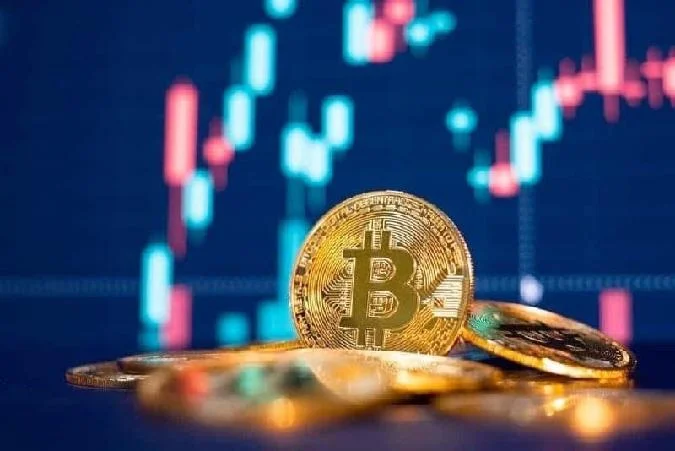 -El tipo de cambio del bitcoin (BTC) registró su mayor salto en quince días y se situó en 71.000, por debajo de su máximo histórico. Bitcoin