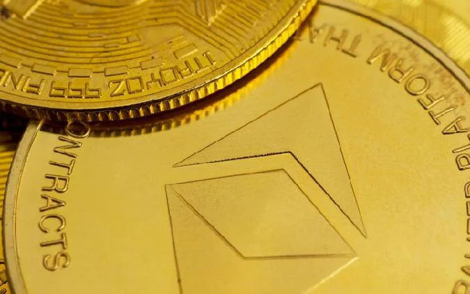 Tethers strategic shift: Tether está explorando oportunidades de financiación en el sector del comercio de materias primas para ofrecer opciones de financiación más rápidas y flexibles que las instituciones financieras tradicionales. Tether