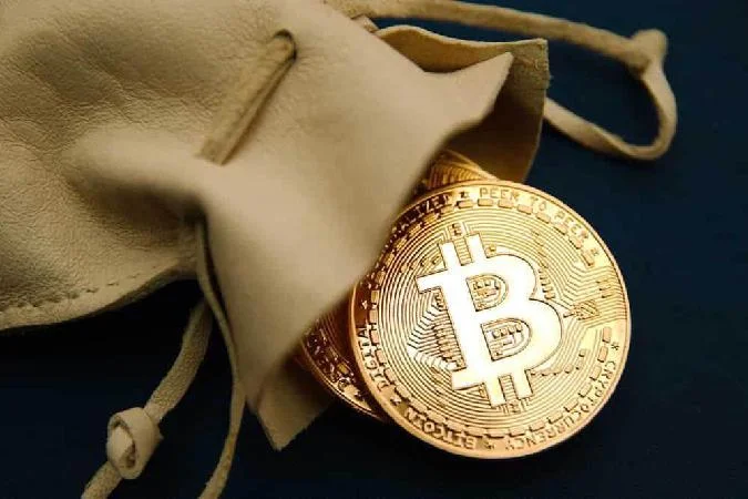 Um acontecimento em que o preço da bitcoin (BTC) desce para metade? Em que direção se moverá o preço? Bitcoin
