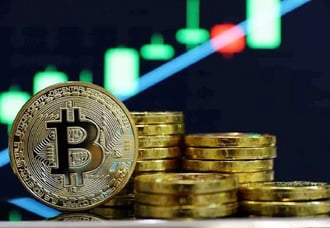 Geri çekilme halihazırda gerçekleştiğinden, bitcoin yeniden birikim aşamasına girmiştir. Bu aşama, yatay fiyat hareketiyle karakterize edilir ve bir sonraki büyüme aşaması için zemin hazırlar. Bitcoin