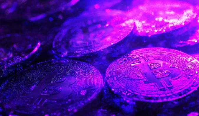 ¡Las direcciones hibernantes que contenían 50 BTC (3.387.175 $) se han activado por primera vez en 14,3 años (equivalente a 2 $ en 2010)! Btc
