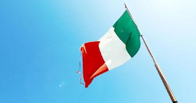 Le gouvernement italien abandonne son projet daugmenter la taxe sur les bénéfices des crypto-monnaies, a rapporté Reuters mardi. Ont