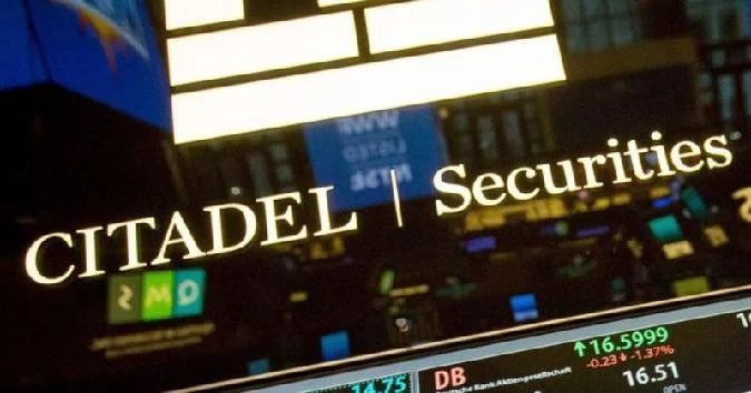 Der führende Finanzdienstleister und das Handelsunternehmen Citadel Securities hat ein Auge auf das Market-Making von Kryptowährungen geworfen. Quellen sagten Bloomberg, dass das Unternehmen plant, ein Liquiditätsanbieter für große Börsen wie Coinbase, Binance und crypto.com zu werden. Kryptowährungen
