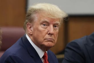 Bitcoin ist für einen Anstieg im März bereit und könnte die Marke von 105.000 $ wieder erreichen, nachdem Präsident Donald Trump beschlossen hat, die Zölle bis zur Veröffentlichung eines Berichts am 1. April zu verschieben. Bitcoin