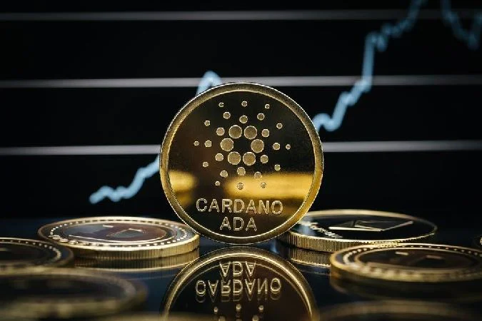 Cardano in sieben Tagen um 43 % gestiegen: Was passiert mit der ADA? Die unerwartete Aufnahme von Cardano in die Kryptowährungsreserve von Präsident Trump und die starke Preisdynamik sorgen für Optimismus. Cardano
