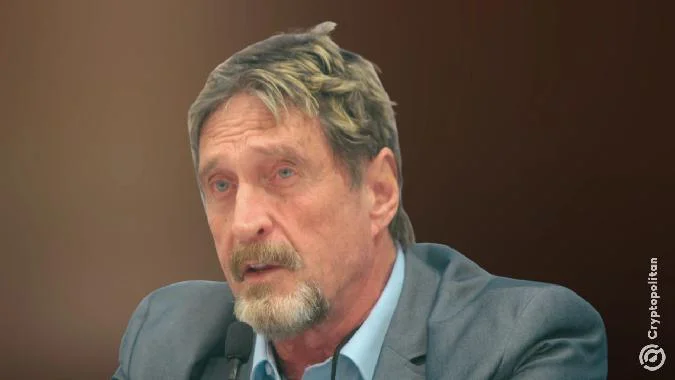 John McAfee schuf das Antivirenprogramm McAfee, machte Millionen und baute dann eine private bewaffnete Anlage in Belize. . Bitcoin