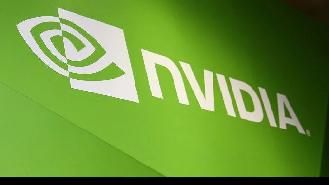 Le passage de Nvidia dune mémoire de type DDR5 à une mémoire de type LPDDR, semblable à celle utilisée dans les smartphones, pour les serveurs dintelligence artificielle devrait entraîner un doublement des prix mondiaux de la mémoire des serveurs dici la fin de 2026. Dia