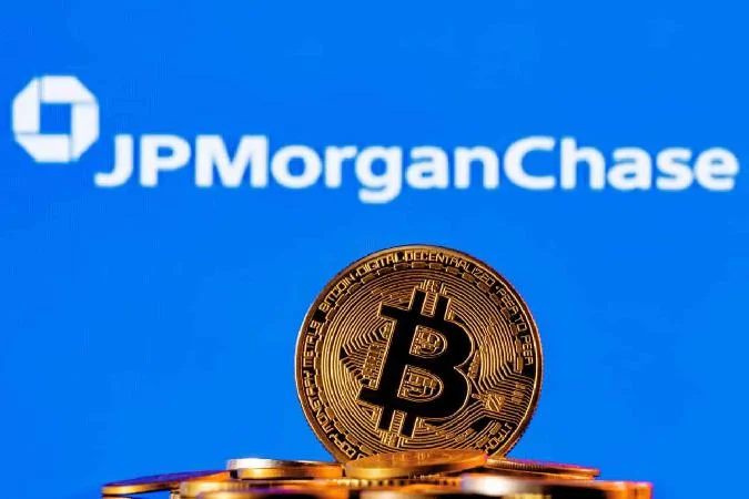 Le conglomérat financier a fait lobjet dun examen minutieux après que des personnalités et des organisations du monde de la crypto-monnaie lont accusé de cibler des entités axées sur le bitcoin et ont lancé des appels au boycott. . Ont