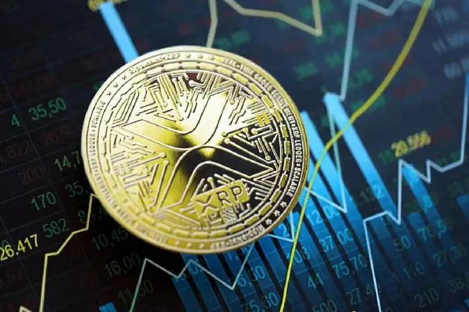 Sur le graphique hebdomadaire, les tentatives de croissance semblent limitées, le XRP poursuivant sa phase de correction après sêtre replié à proximité du pic de 3,60 $. Néanmoins, il se maintient au-dessus du support de la ligne de tendance à long terme. Par conséquent, le tableau densemble ne signale pas nécessairement une rupture. Le graphique