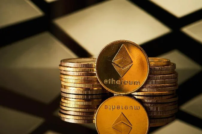 Die Bilanzmeldung zum 28. Februar 2026 zeigt eine bemerkenswerte Lücke zwischen Kosten und Marktbewertung. Zum Bilanzstichtag gab es 4.473.459 ETH in Vermögenswerten mit einer Marktbewertung von 8,793 Mrd. Eth