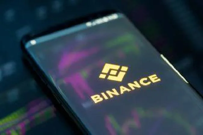 Bir kripto tüccarının, Binance borsasında marj kaldıracıyla PEPE coinleri alıp sattığı ve bir gecede 1 milyon dolar kaybettiği bildirildi. Bu hikaye, nadiren manşetlere çıkan diğer birçok tüccar için anlatılamaz bir gerçekliği temsil ediyor. Binance