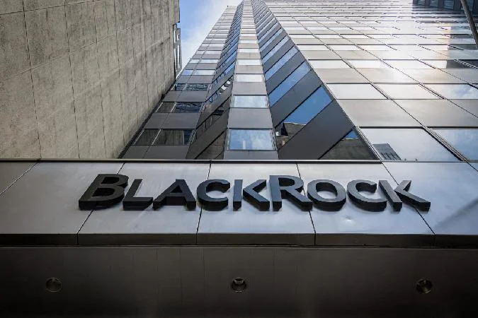 BlackRock Bitcoin Fund Sets Record, Beating Gold Funds . Bitcoin