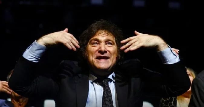 Der argentinische Präsident Javier Millay unterstützte den LIBRA-Token zunächst, zog seine Unterstützung jedoch zurück und sagte, er habe nichts mit dem Projekt zu tun. Miley gab auch zu, dass er nicht genug recherchiert hatte, bevor er seine Unterstützung twitterte, löschte den Tweet aber, nachdem er mehr erfahren hatte. Token