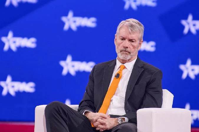 Saylor drängt auf die Aufnahme von Bitcoin in die US-Kryptowährungsreserve und sagt, dass XRP ein Token ist - TheStreet Crypto: Bitcoin- und Kryptowährungsnachrichten, Tipps, Analysen und mehr Der Executive Chairman von MicroStrategy, Michael Saylor, wird am Freitag auf dem Krypto-Gipfel des Weißen Hauses einen wichtigen Platz einnehmen. Bitcoin