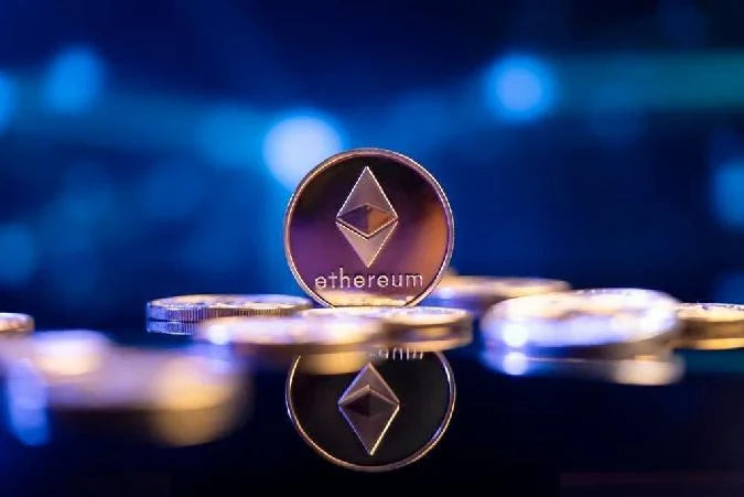 Der Anstieg von Ethereum (ETH) über 4.600 $ wurde von einem der eifrigsten Unterstützer von Kryptowährungen an der Wall Street stark unterstützt. . Ethereum
