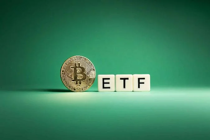 Après un mois de septembre calme, les fonds dinvestissement bitcoin reprennent vie. La première semaine doctobre a été marquée par un afflux inhabituel dinvestisseurs institutionnels, les fonds dinvestissement en bitcoins au comptant aux États-Unis ayant levé plus de 3,2 milliards de dollars. . Bitcoin