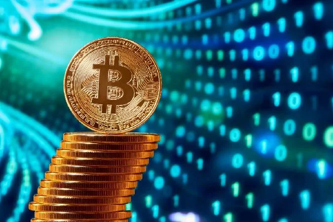 Le bitcoin (BTC) a connu son quatrième croisement des morts, un signal technique classique qui annonce souvent un déclin prolongé. Cette configuration se produit lorsque la moyenne mobile sur 50 jours croise la moyenne mobile sur 200 jours du bas vers le haut, ce qui indique un affaiblissement de la dynamique et un pessimisme croissant. . Bitcoin