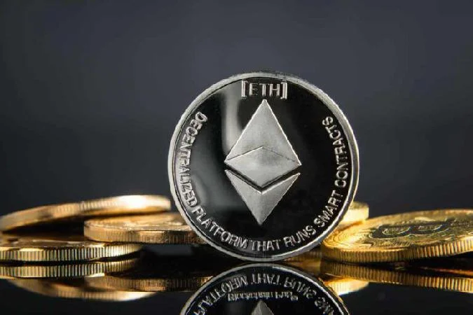 À la lumière de cela, les données sur la blockchain montrent que de nombreux portefeuilles Ethereum avancés, appelés trackers de capitaux institutionnels, sont entrés dans des positions longues significatives, signe dune foi renouvelée dans la deuxième crypto-monnaie la plus capitalisée. . Ethereum