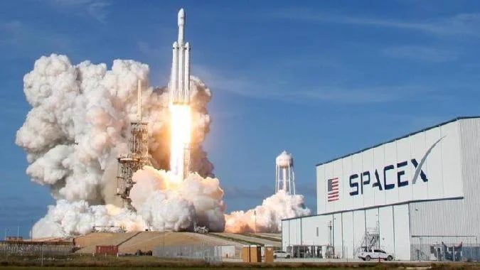 Une partie substantielle du produit de lintroduction en bourse devrait être utilisée pour financer des projets de construction dinstallations informatiques orbitales - une sorte dinfrastructure spatiale alimentée par lénergi. Starlink