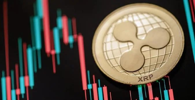 Il convient de noter que la perte de cette structure indique lachèvement complet de la phase impulsive précédente. En conséquence, le comportement du prix passe de la poursuite de la tendance à la reprise à plat. Xrp